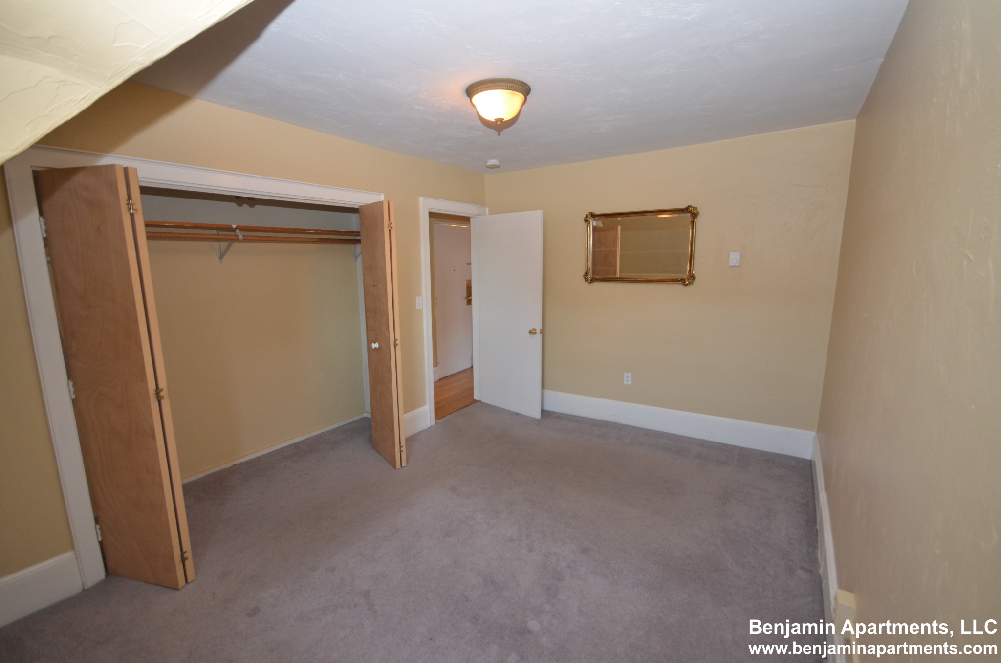 48 Hereford St, Back Bay