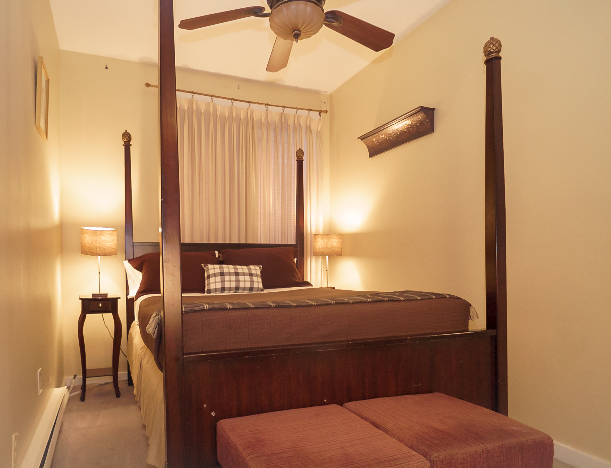 48 Hereford St, Back Bay