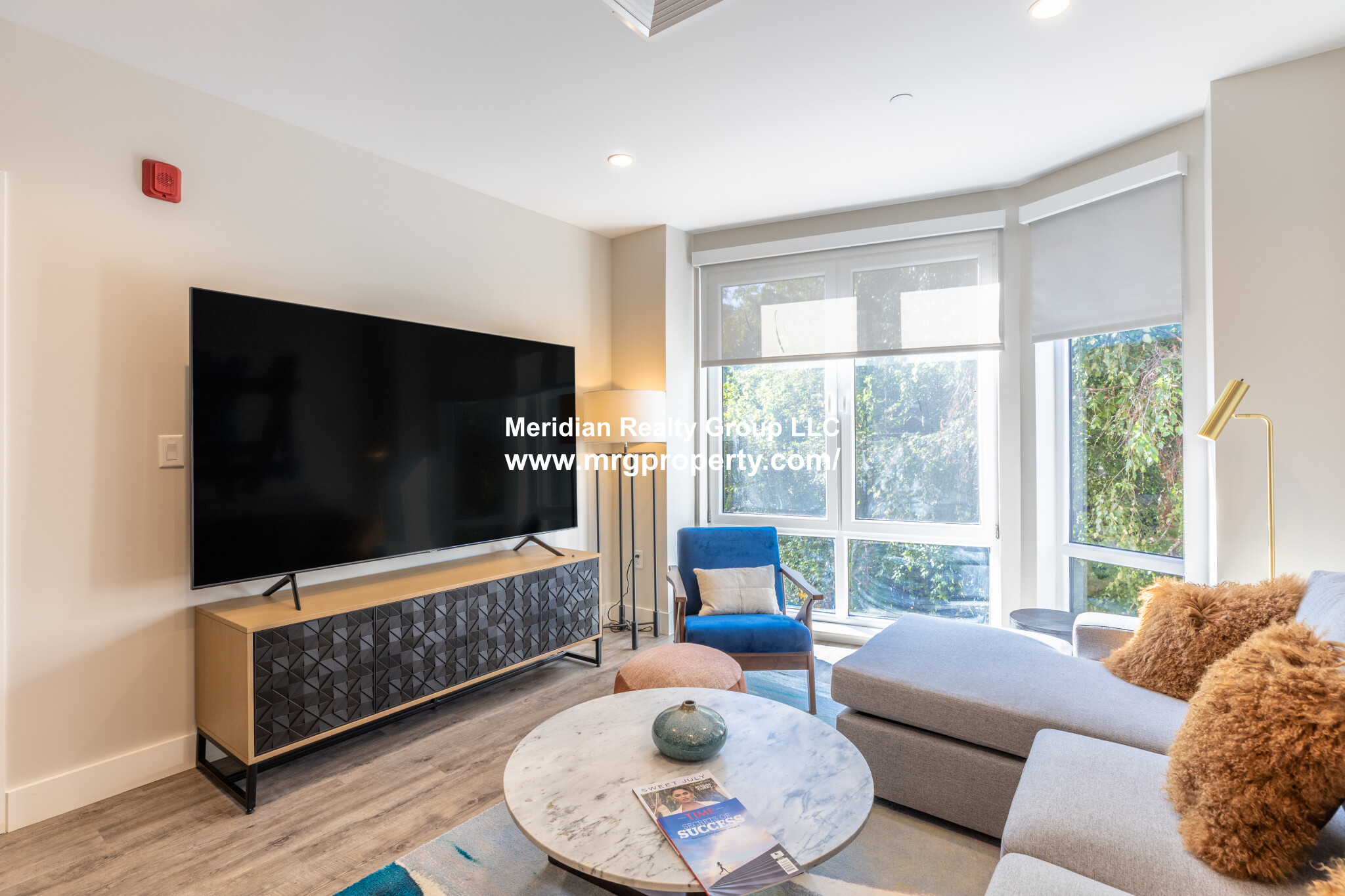 2 bed, 2 bath apartment for rent at 9502 Saint Alphonsus, Unit 2, Mission Hill — photo 6 of 6