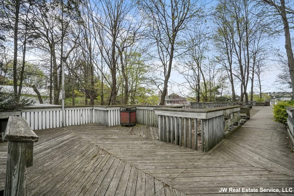 99 Chestnut Hill Ave, Brighton