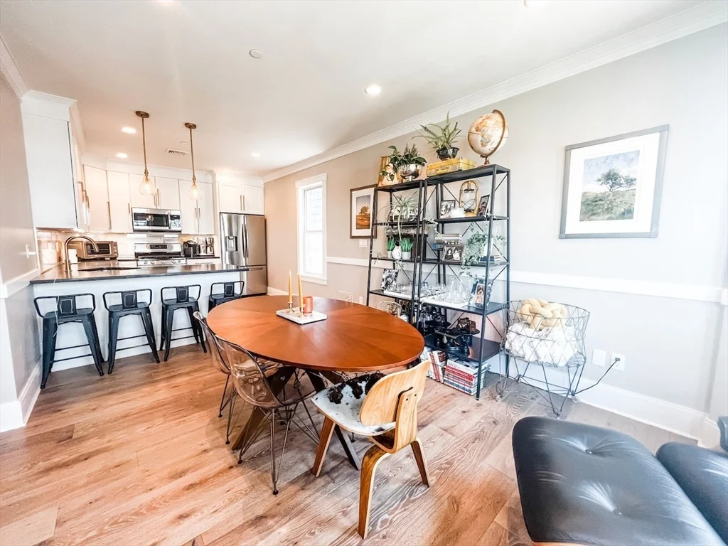 69 Falcon St, East Boston