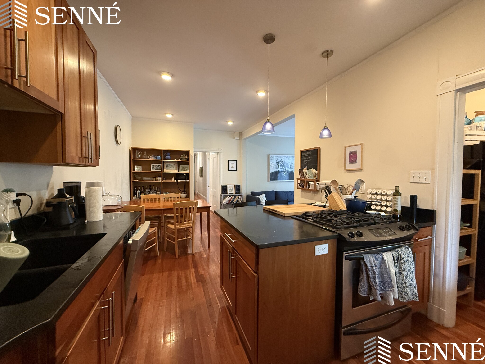 67 Highland Ave, Mid Cambridge