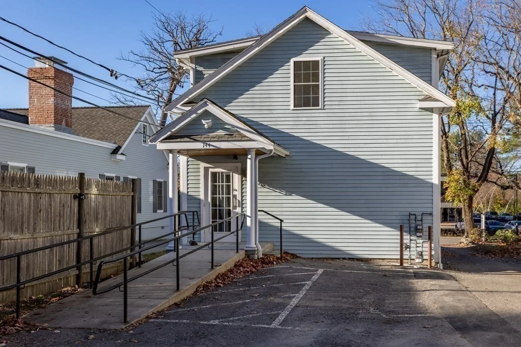 144 Lincoln Rd, Lincoln