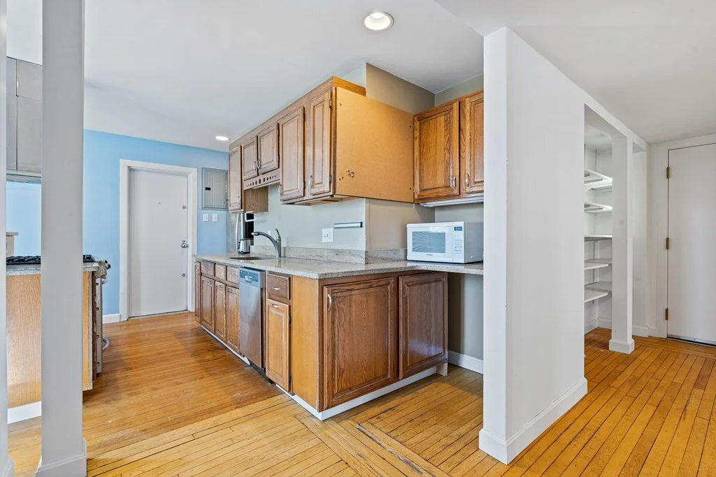 2 Euston St, Coolidge Corner