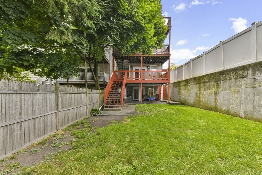 714 East 4th St, South Boston