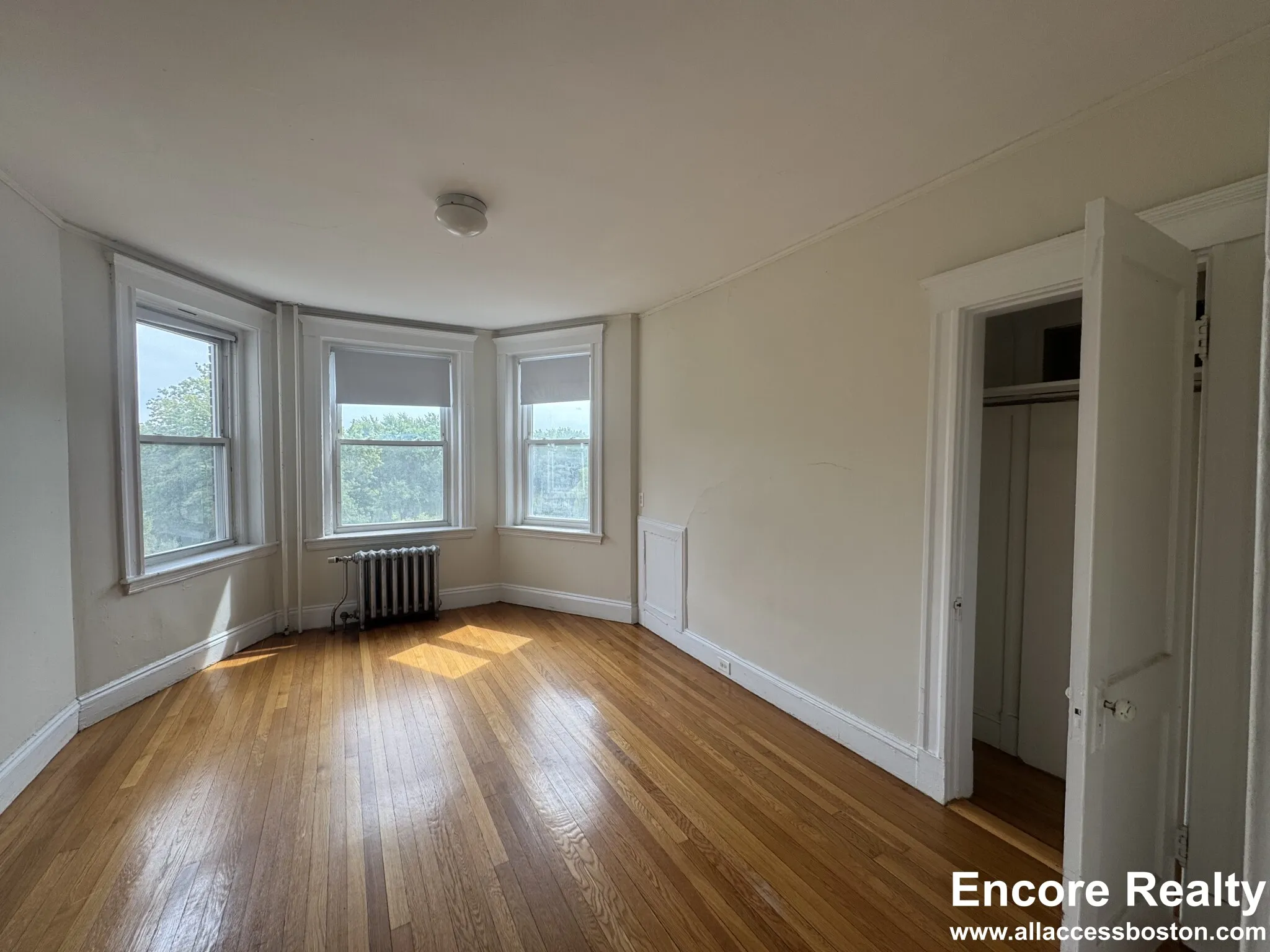 1171 Boylston St, Fenway