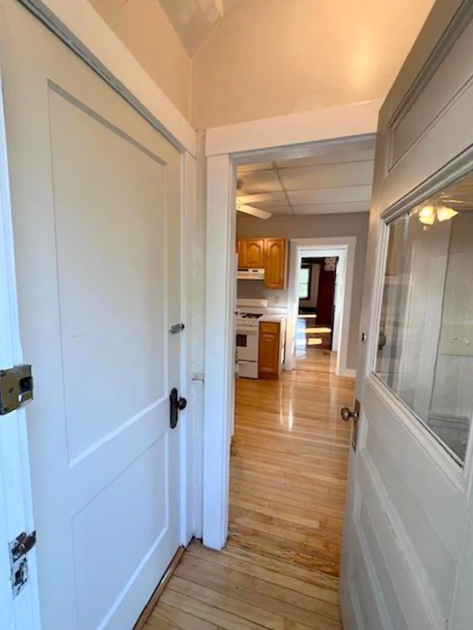 76 Powder House Boulevard, Tufts