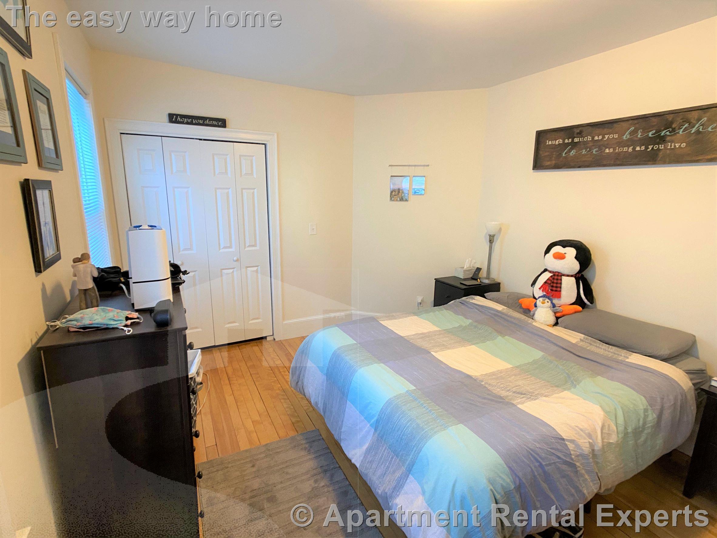 15 Sargent Ave, East Somerville