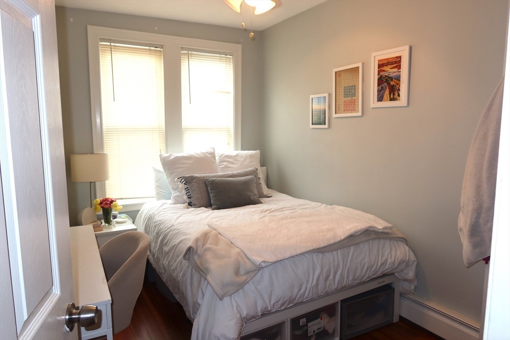 69 Marine Rd, South Boston