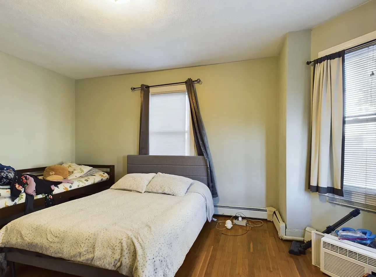 237 Tremont St, Ward Two