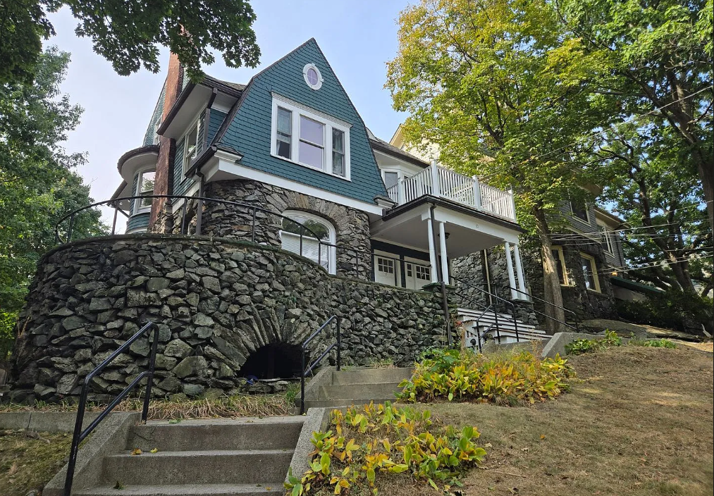 10 Selkirk Rd, Brighton