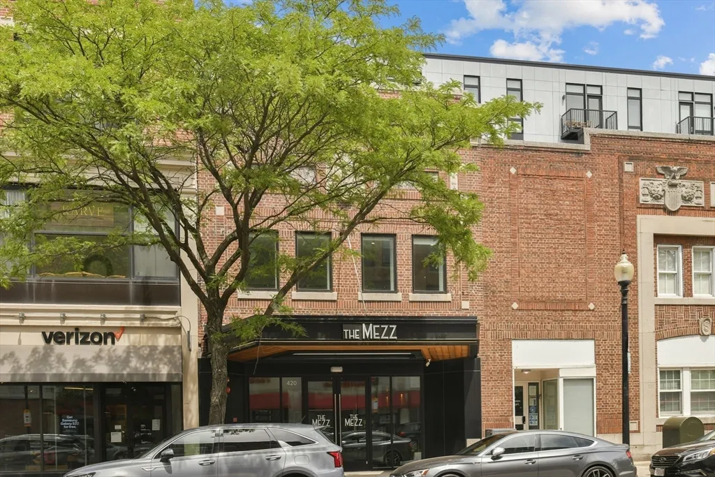 420 West Broadway, South Boston