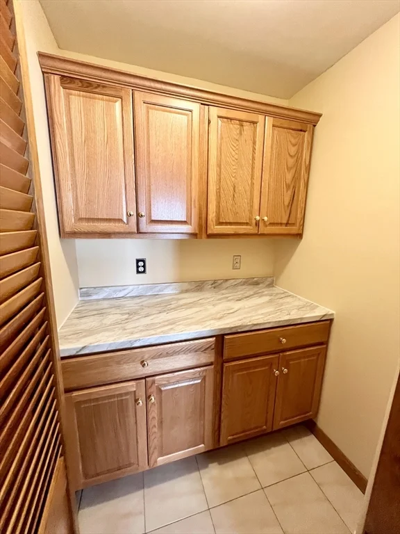 34 Medford St, Medford