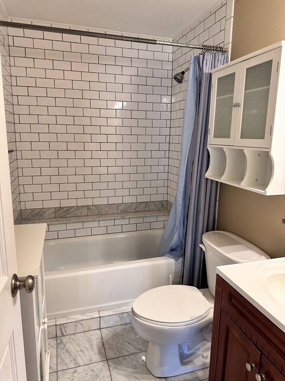 9 Silver Hill Ln, West Natick