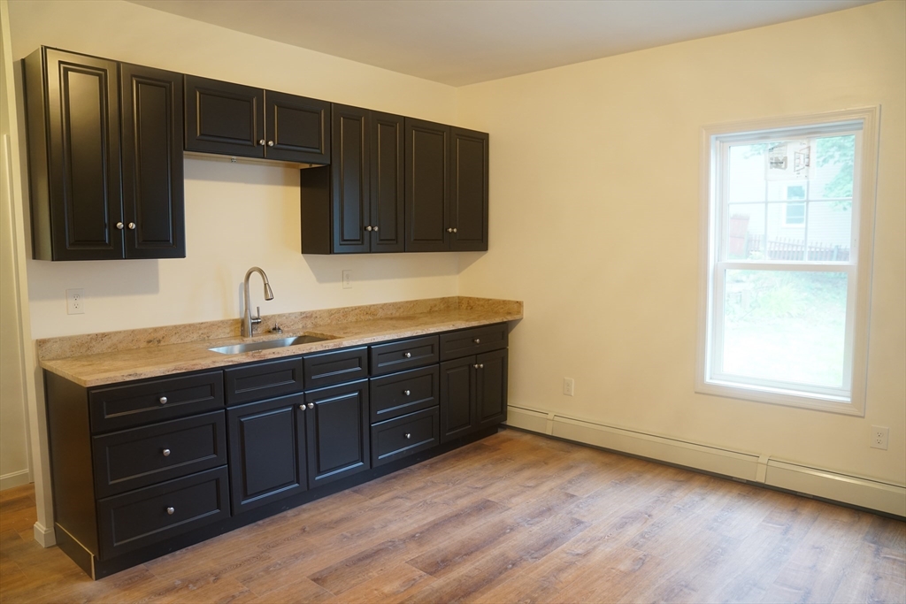 119 Rodney, Worcester