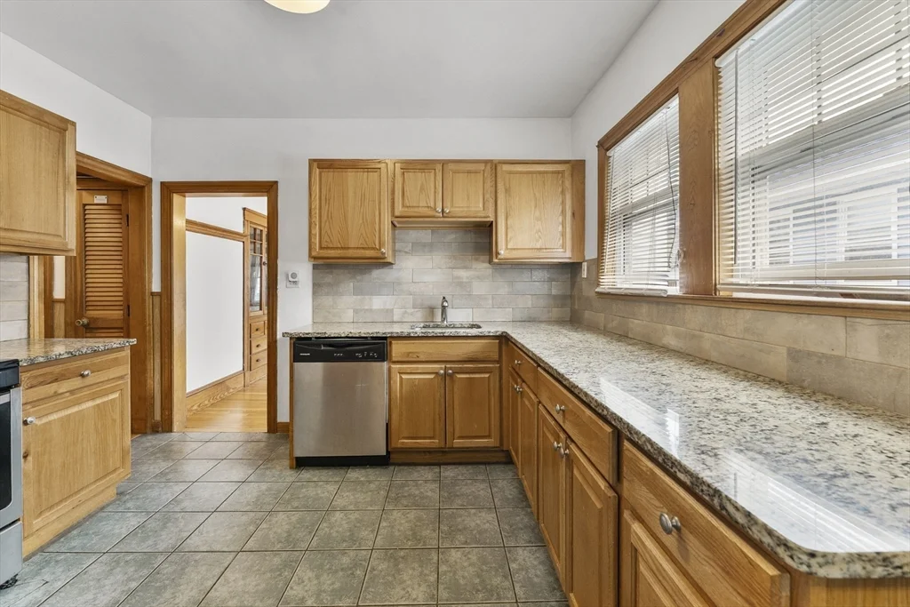 37 Warren Ave, Fairmount Hill