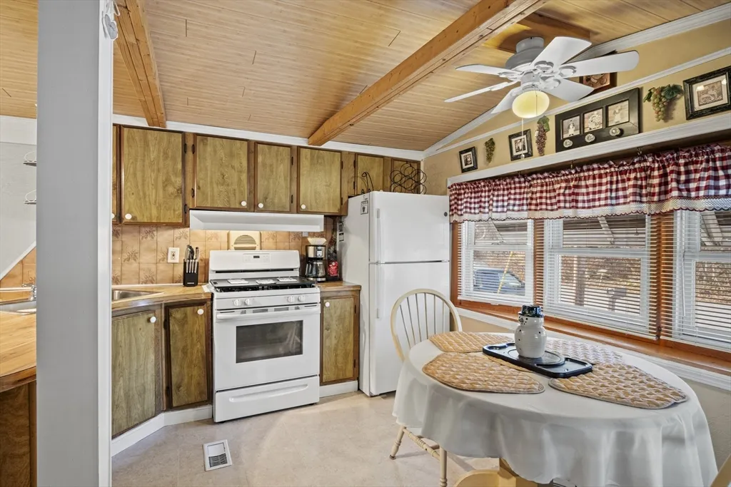 17 Irene Ave, Webster