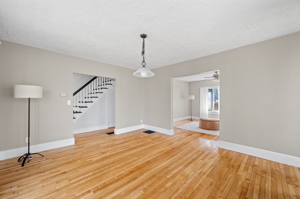 8 Beekman St, Fitchburg