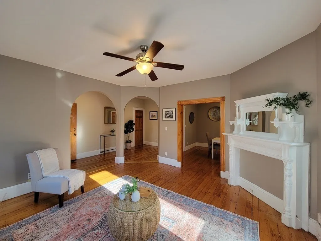 20 Forbes St, Jamaica Plain