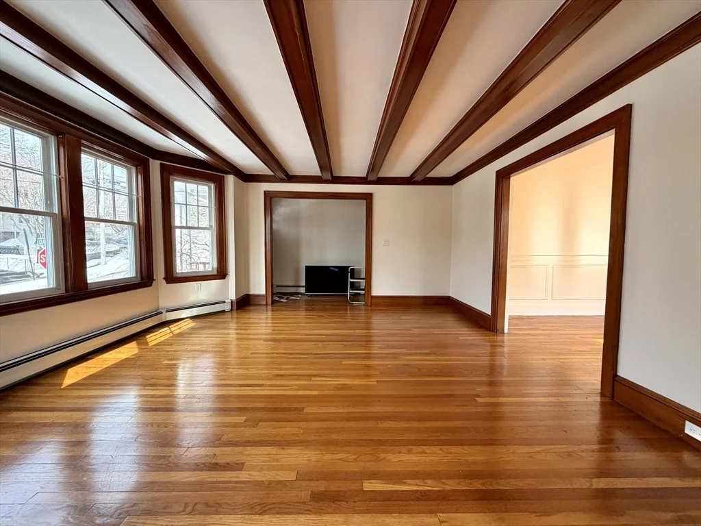 31 Oakley Rd, Watertown