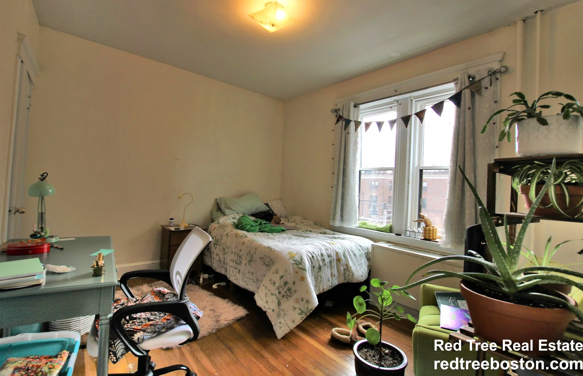 1999 Commonwealth Ave, Brighton