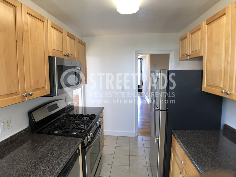 60 Brattle St, Harvard Square