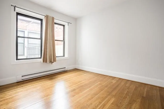 90 Warrenton St, Downtown