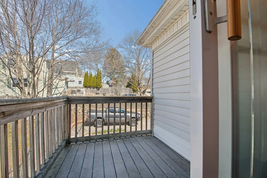 78 Grove St, Gloucester