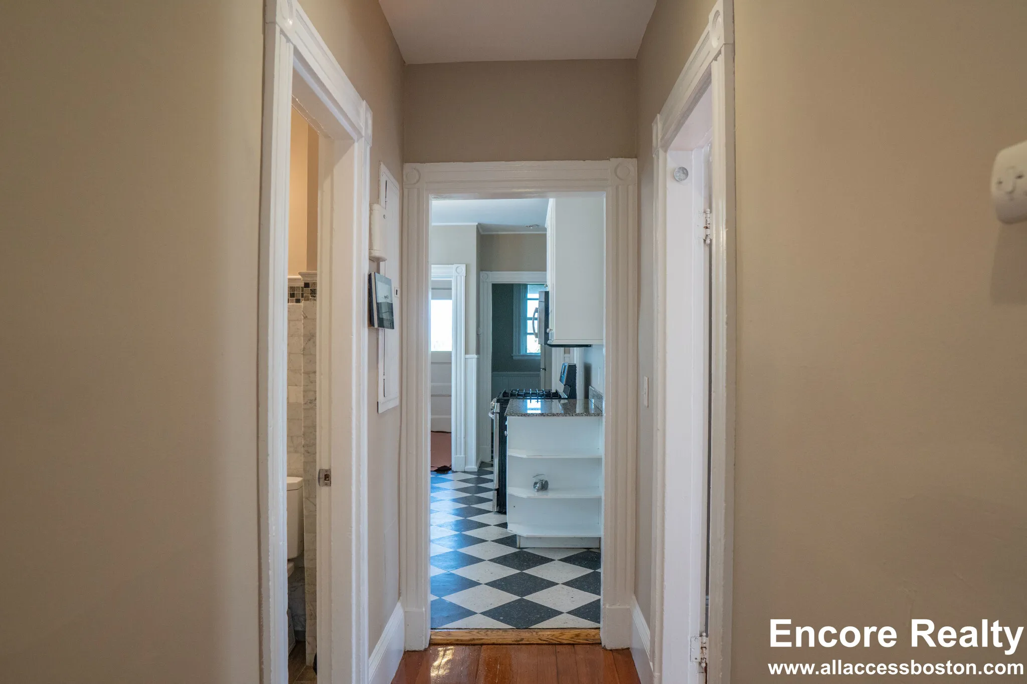 1 Parker Hill Ter, Mission Hill