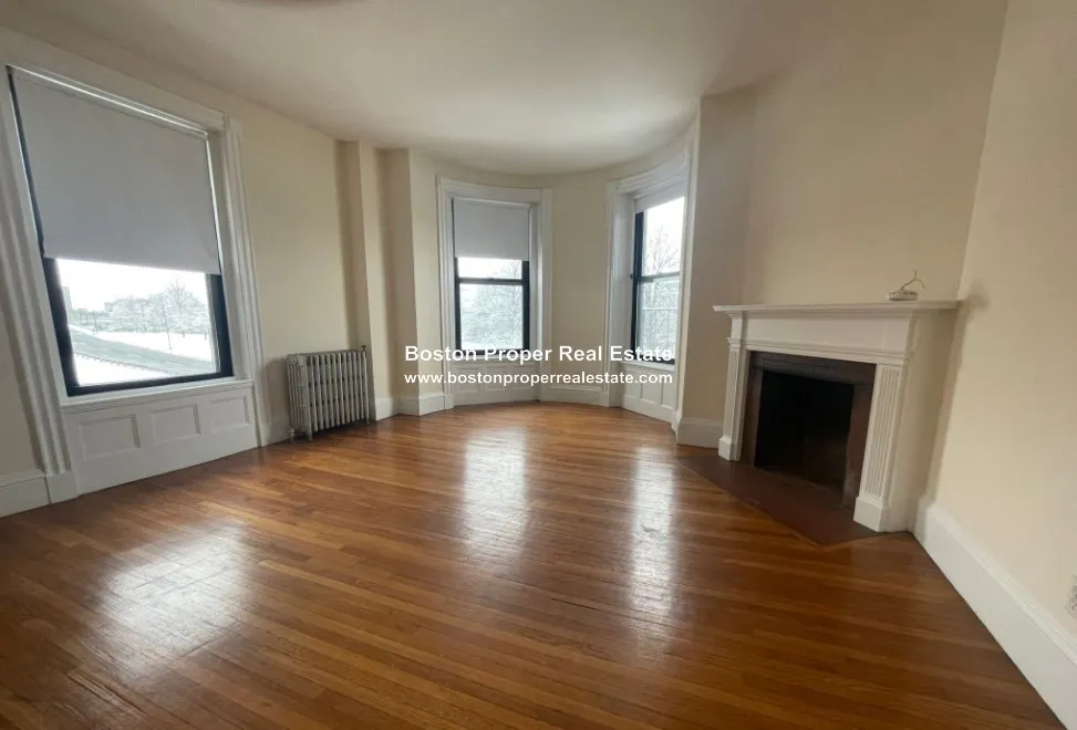 504 Beacon St, Back Bay