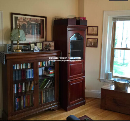 1091 Boylston St, Fenway