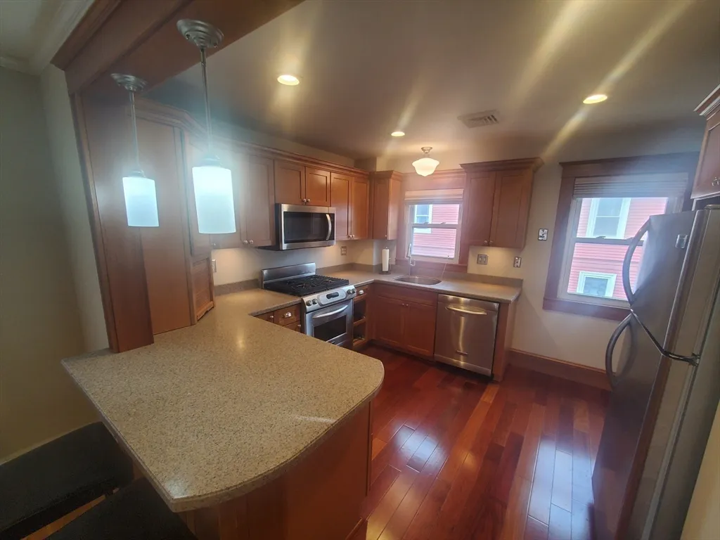 1 Grayson St, Dorchester