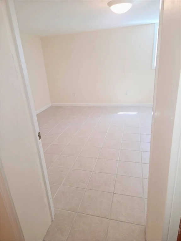 299 Crescent Ave, Beachmont