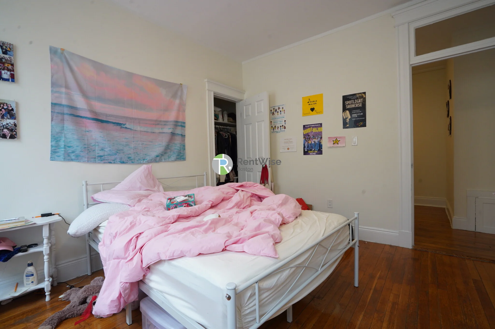 42 Strathmore Rd, Brighton