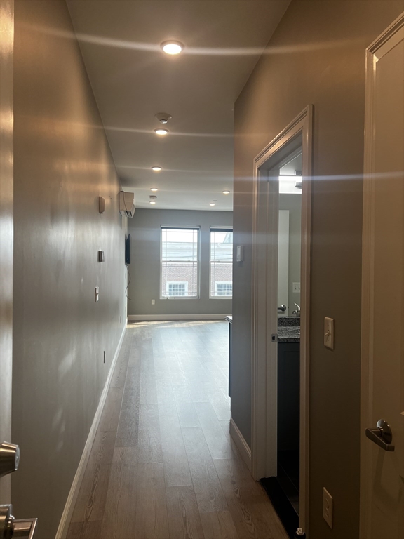 14 Yeamans St, Revere