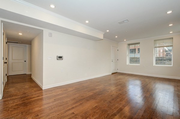 7 Dickson St, West Somerville