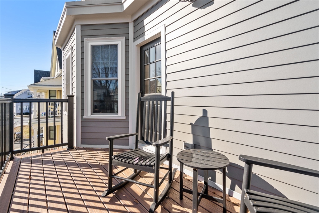 3 bed, 2.5 bath apartment for rent at 14 Norumbega St Unit 14, Strawberry Hill — photo 9 of 19