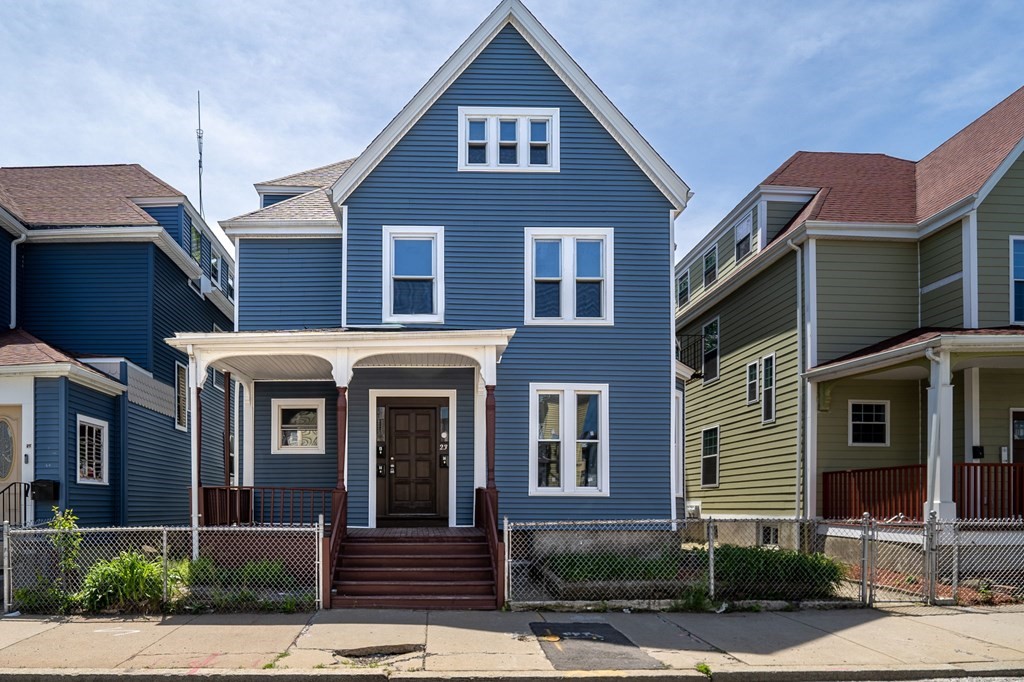 2 bed, 1 bath apartment for rent at 23 Cottage St Unit 1, Dorchester — photo 11 of 11