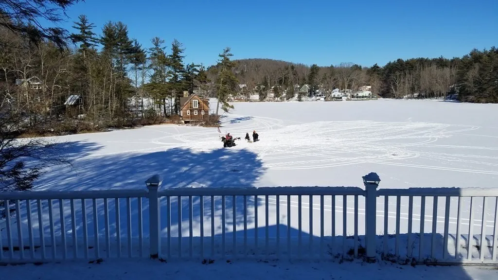 3 Pine Tree Dr, Holland