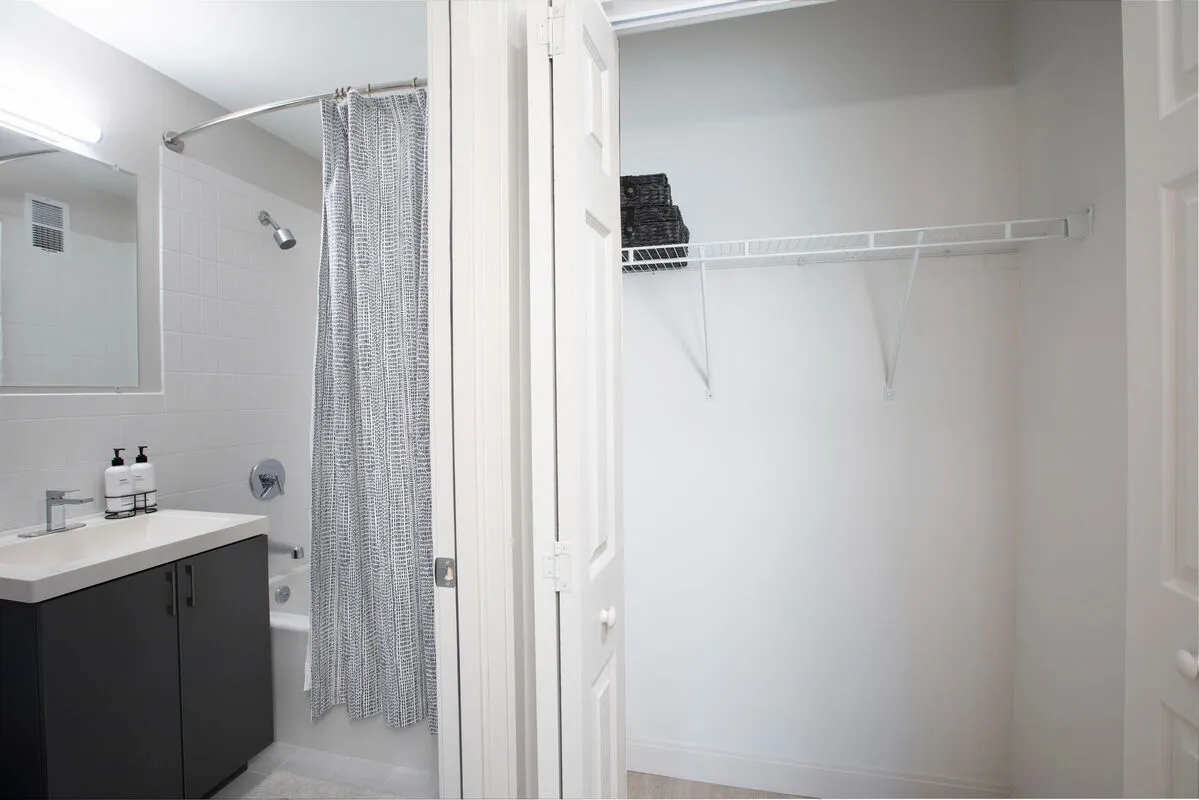 75 Saint Alphonsus St, Mission Hill