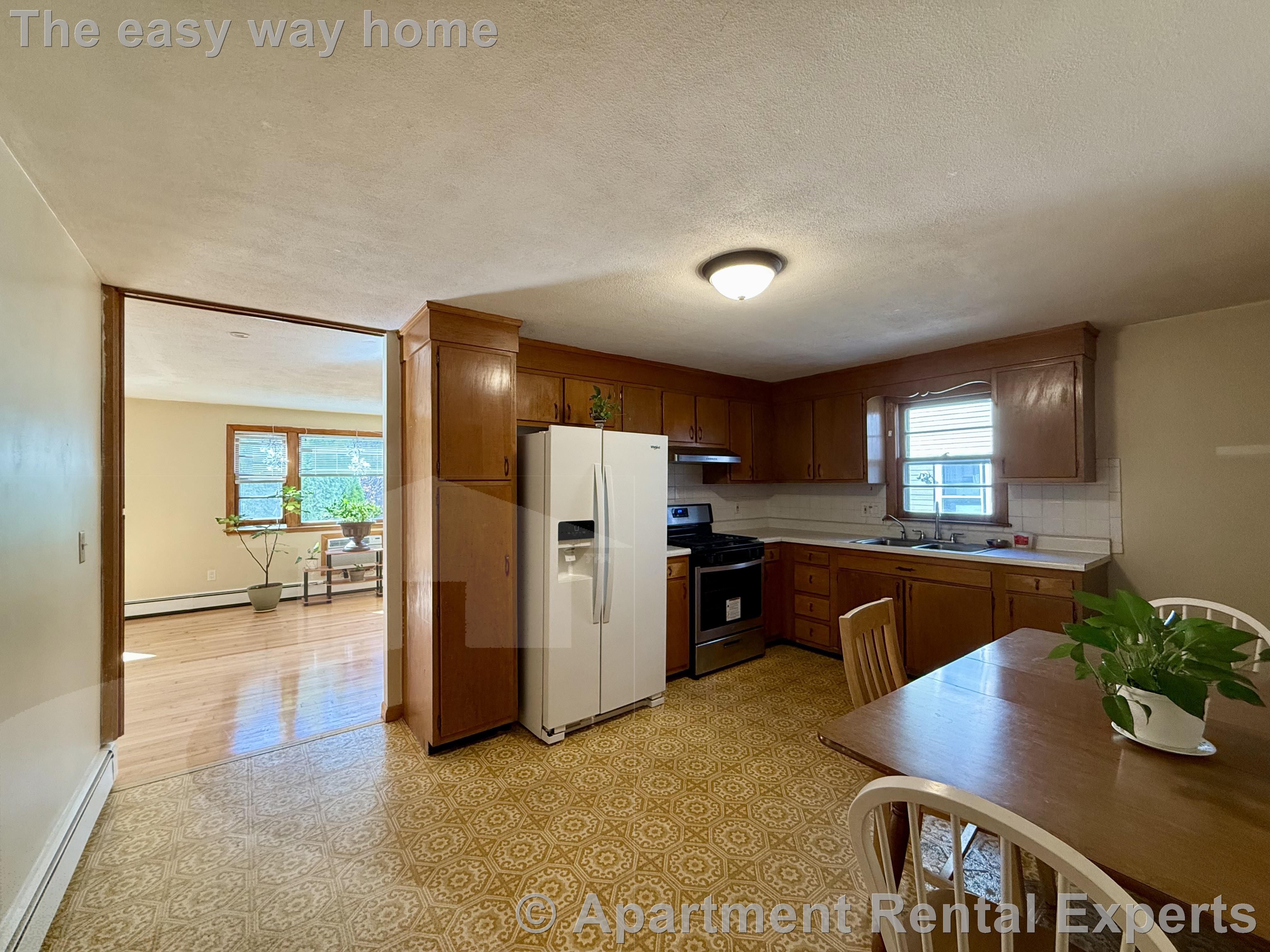 35 Ware St, Teele Square