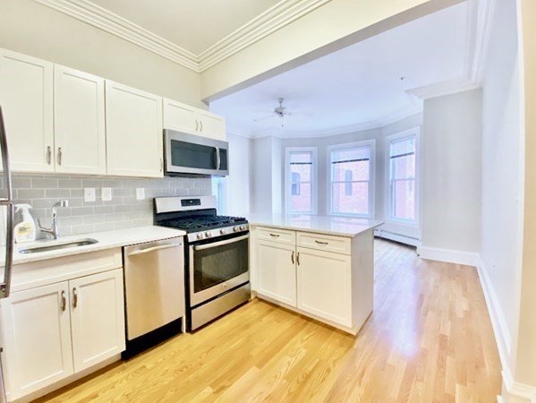 31 Massachusetts Ave, Back Bay