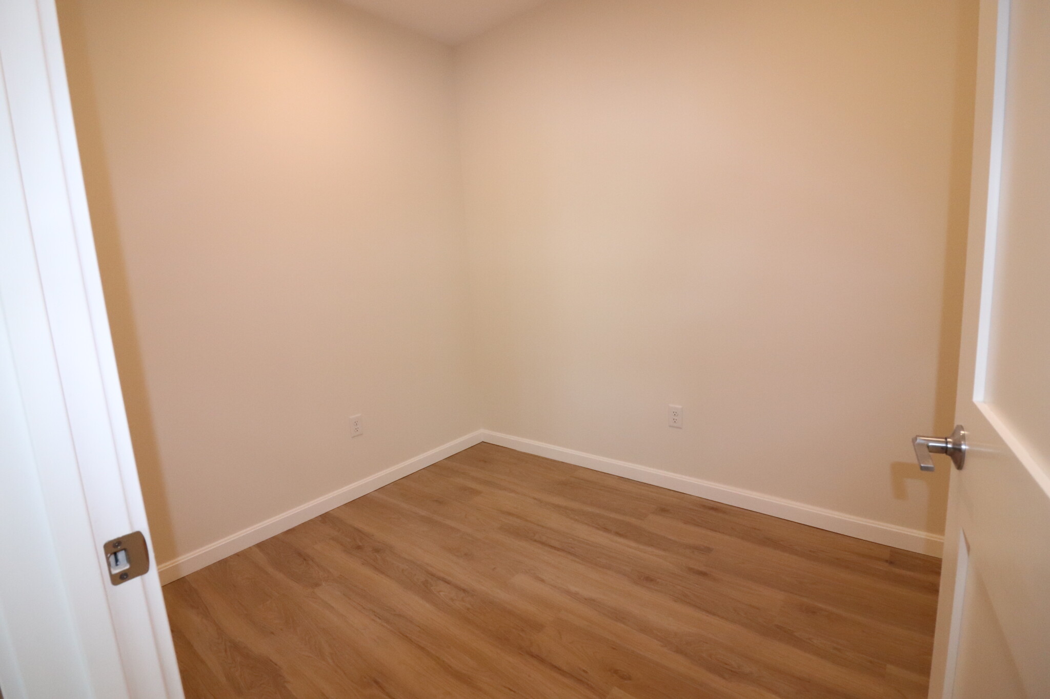 458 Washington St, Brighton