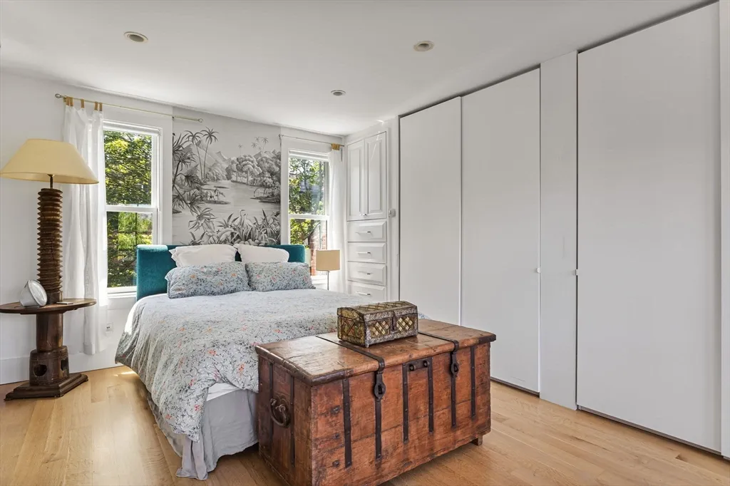 201 West Springfield St, South End