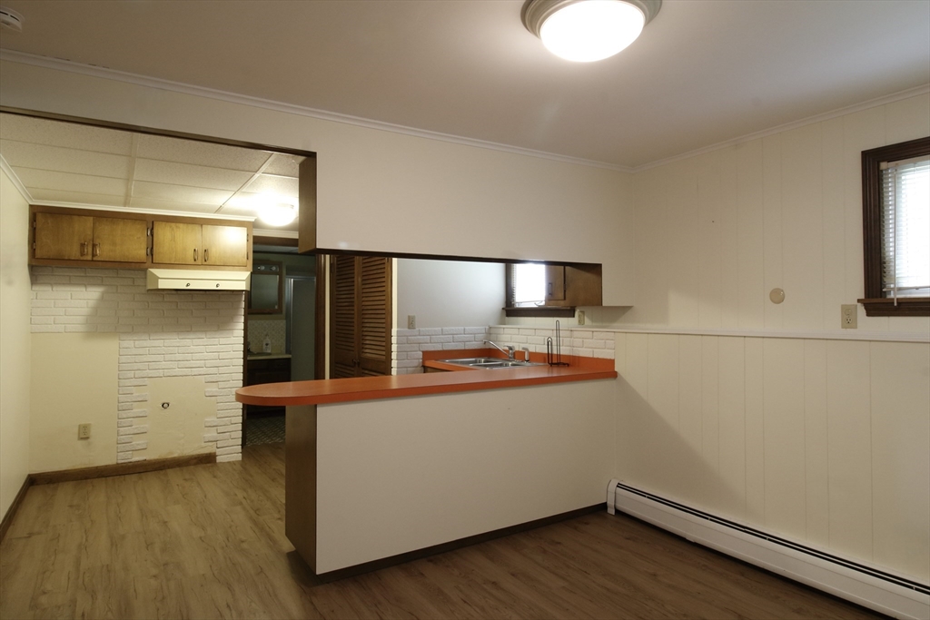 116 Bliss St, Fall River