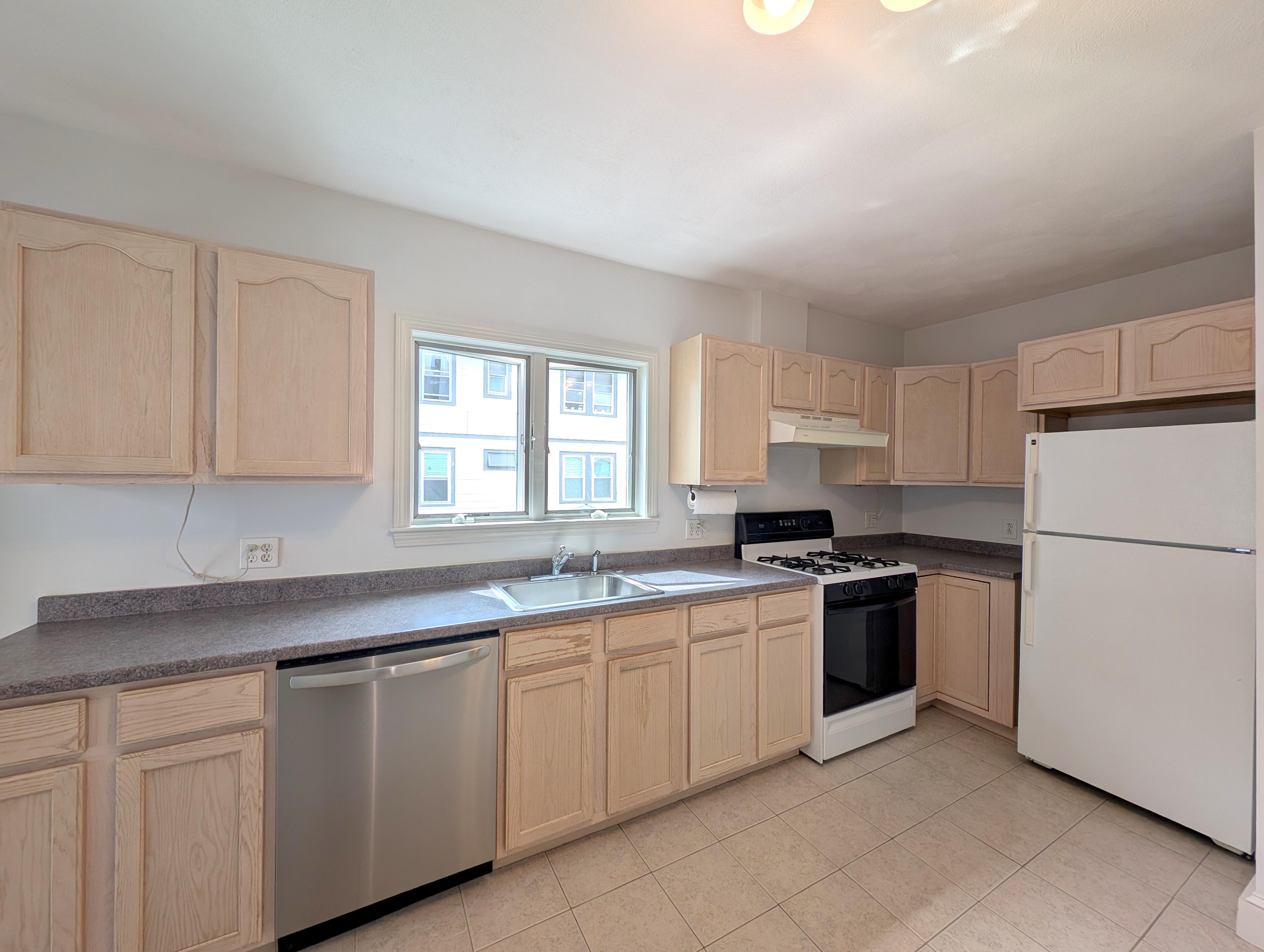 63 Boston Ave, Powder House Square