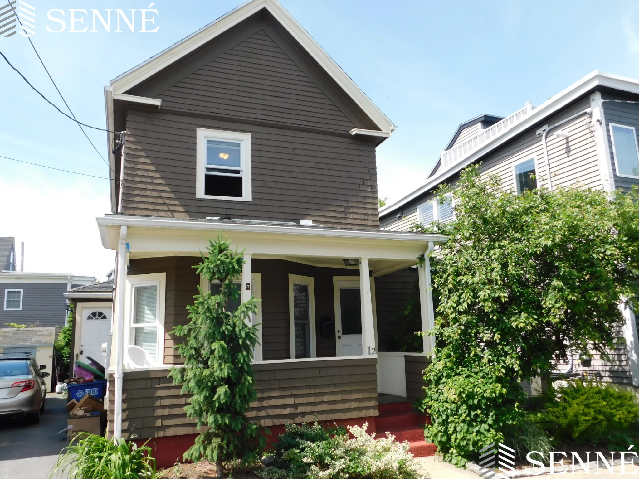 12 Fisk Ave, Magoun Square