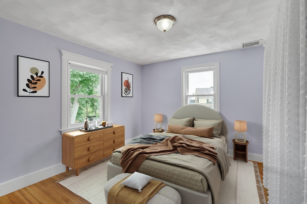 239 Hawthorne St, Malden