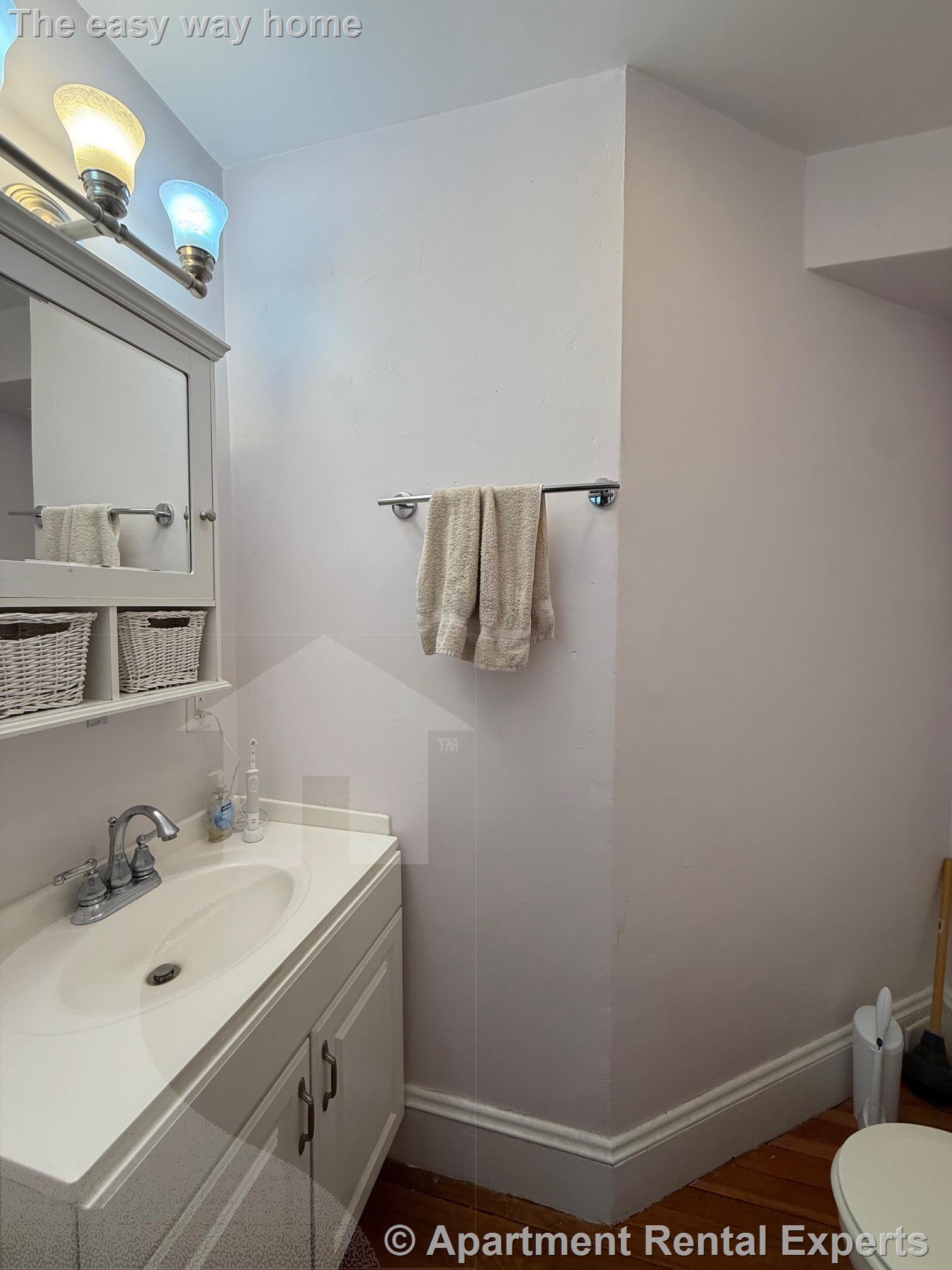 17 Milton St, Davis Square