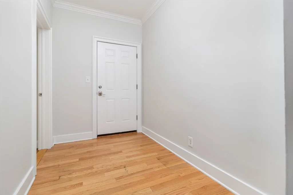 757 Broadway, Chelsea